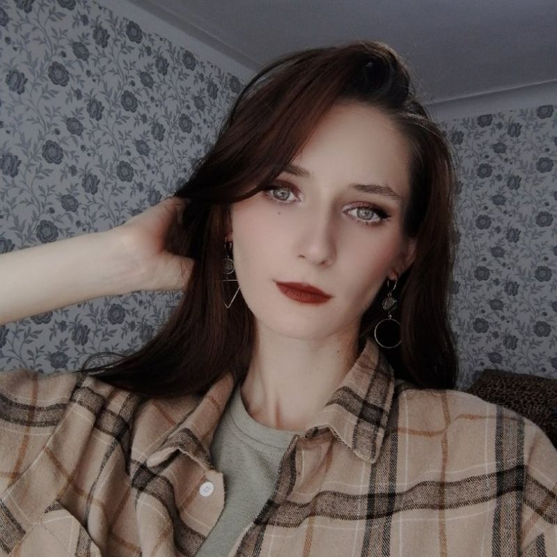 Алёна Алексеева (@alena) • Neobook